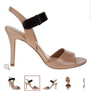 Halston heel